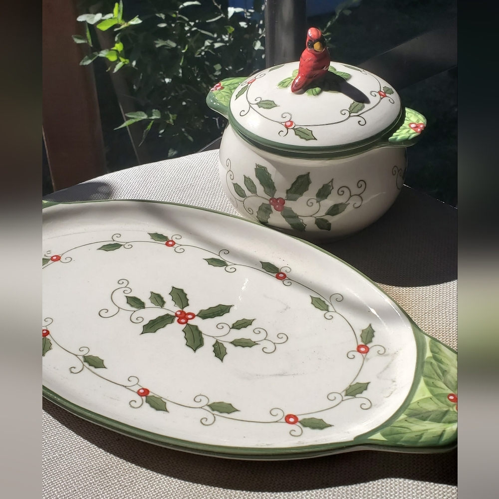 Temp-Tations Green and Red Holiday Dish Set - Picture 3 of 7